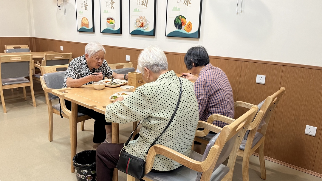 沅江推行老年助餐服务，助力老年人安享幸福“食”光